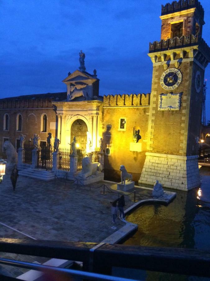Lejlighed Gioiello Di Venezia, Calle Del Forno Venedig